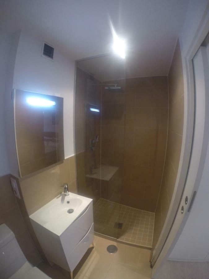 Cerca De Riazor, 3 Habitaciones, Impecable A Coruna Ngoại thất bức ảnh