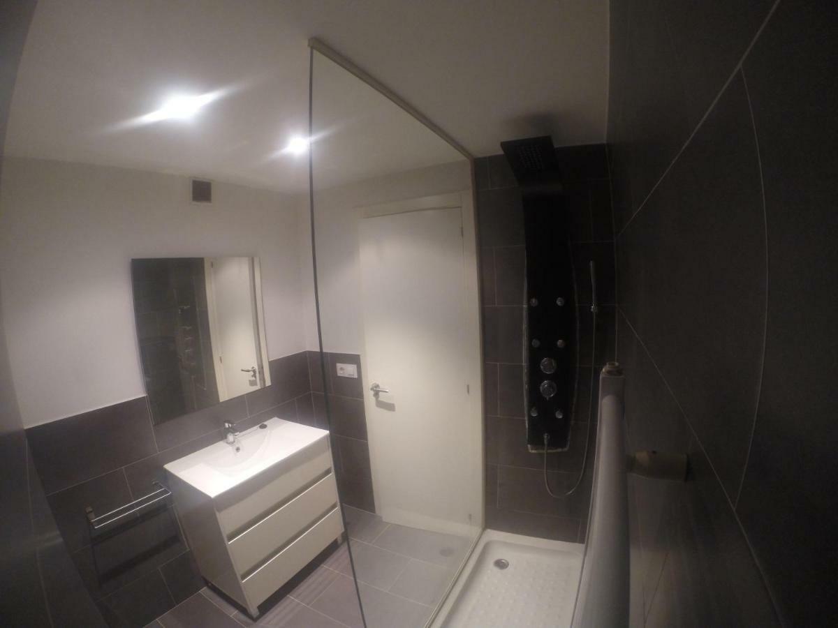 Cerca De Riazor, 3 Habitaciones, Impecable A Coruna Ngoại thất bức ảnh